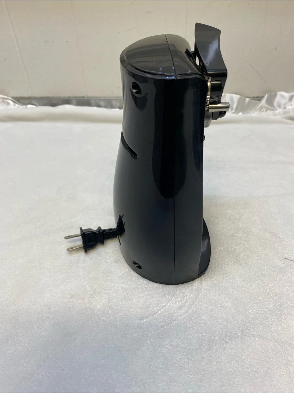 Proctor Silex Electric Can Opener Black